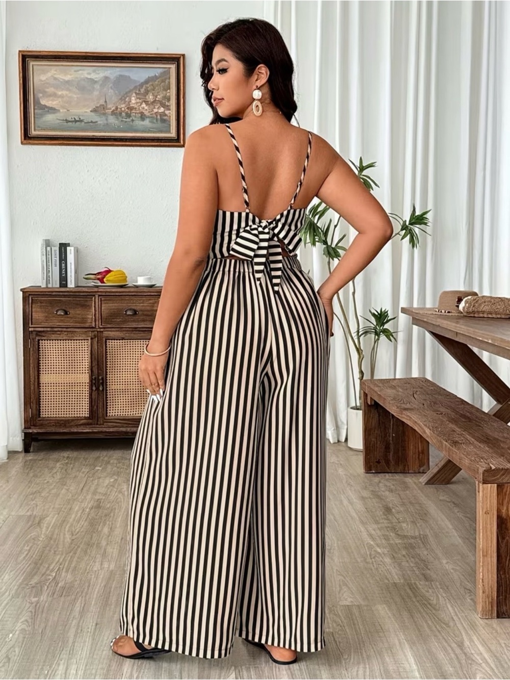 Black and Cream Striped Wide-Leg Bow Jumpsuit New Boutique - Picture 3 of 5